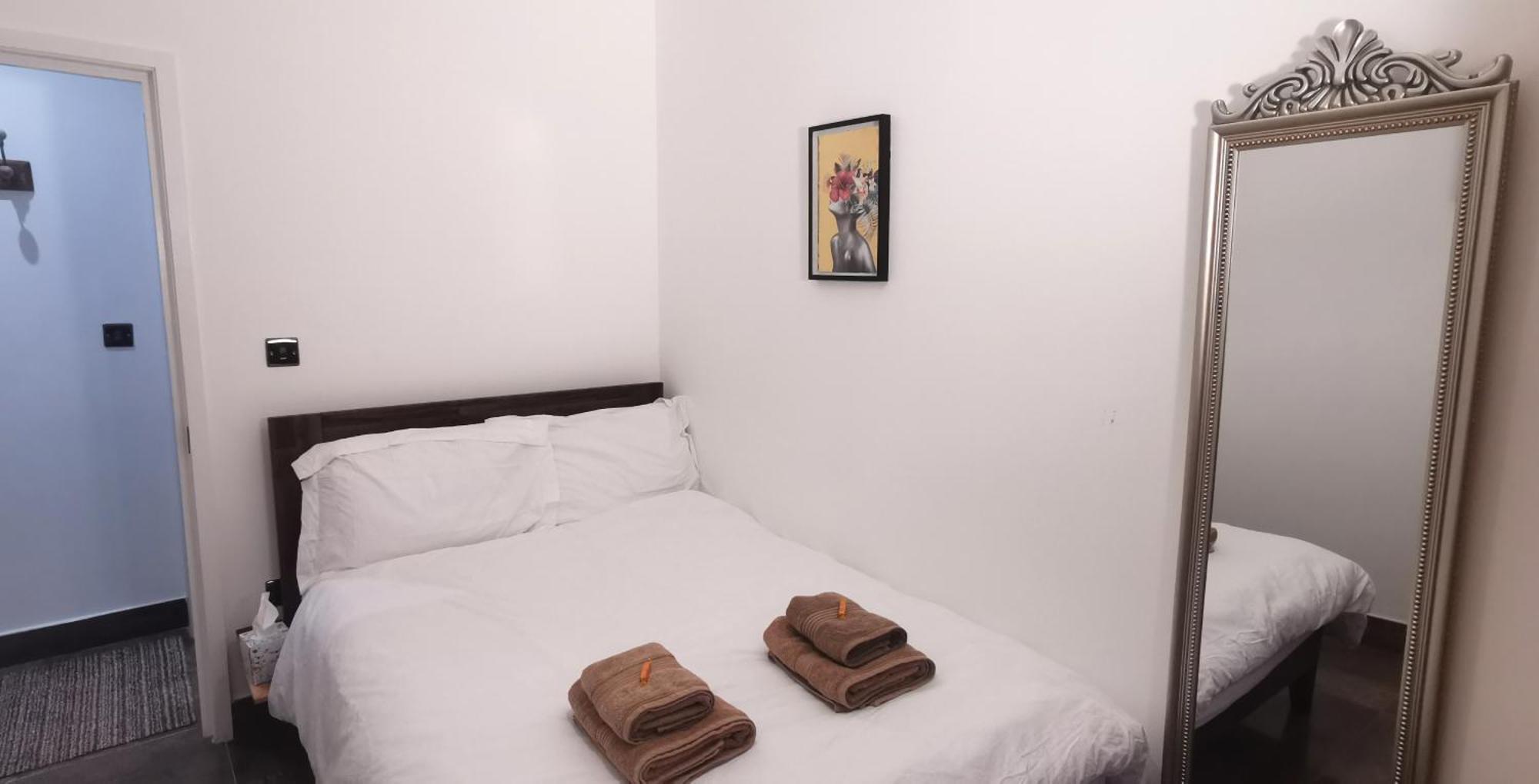 Luxury London House Sleeps 13, 2 Minutes To Metro别墅 外观 照片