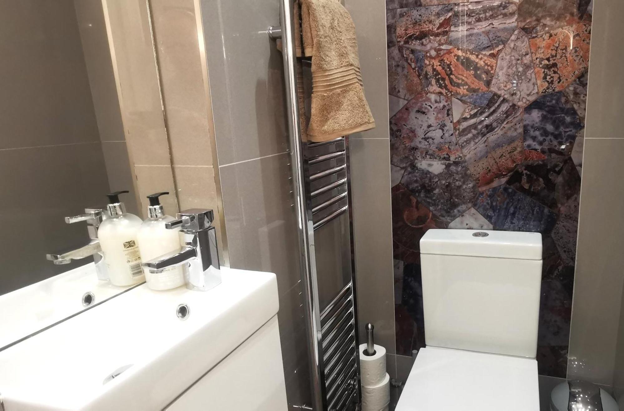 Luxury London House Sleeps 13, 2 Minutes To Metro别墅 外观 照片